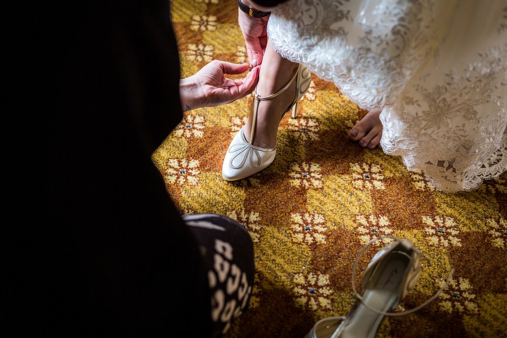 8, 10 or 12 hours coverage. - Cover your wedding, your way!